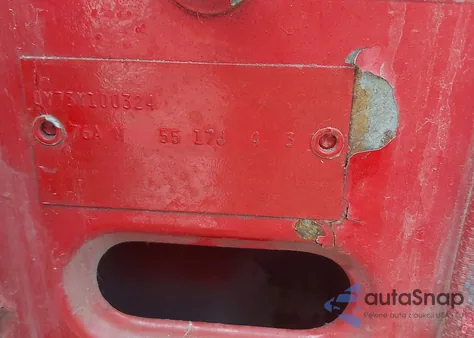 1960 Ford Thunderbird z USA, uszkodzony, nr VIN 0Y73Y100324